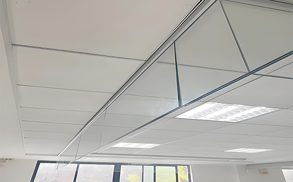 泾源玻璃挡烟垂壁