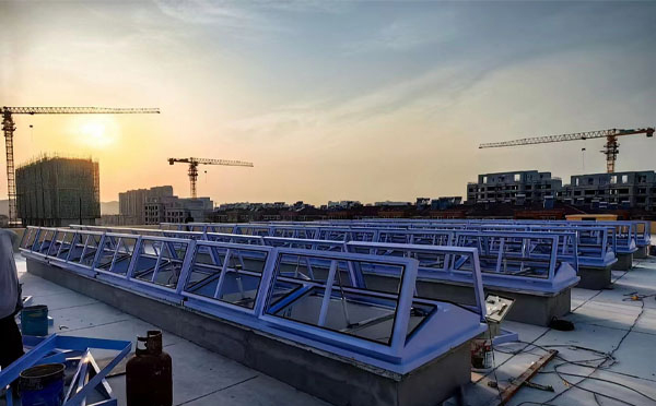 消防泾源排烟窗工作原理