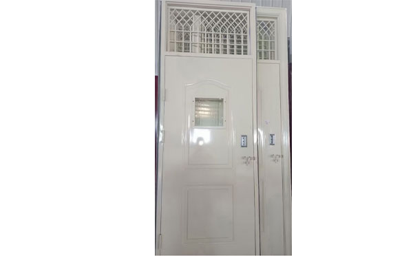 泾源学校教室门