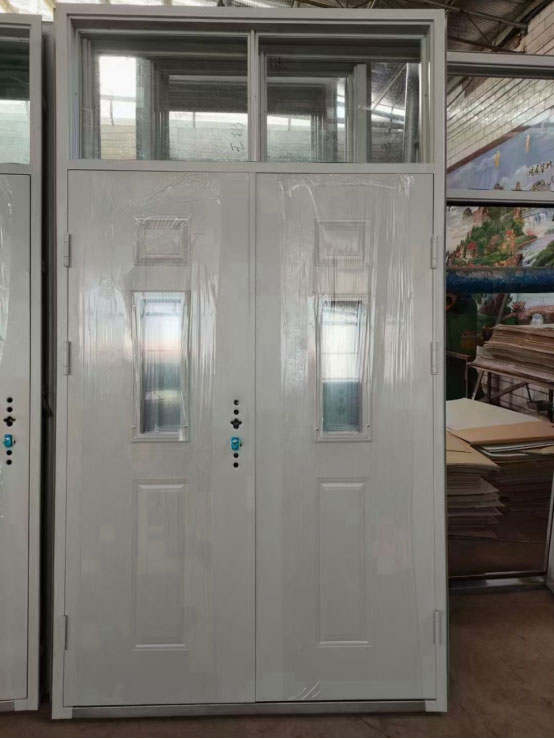 泾源学校教室门 泾源学校教室门